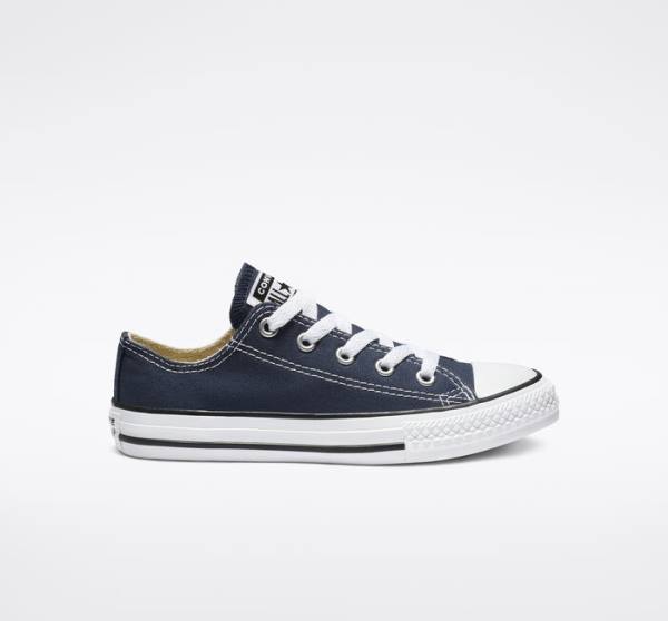 Converse Chuck Taylor All Star Classic Low Tops Shoes Navy | CV-609UOJ